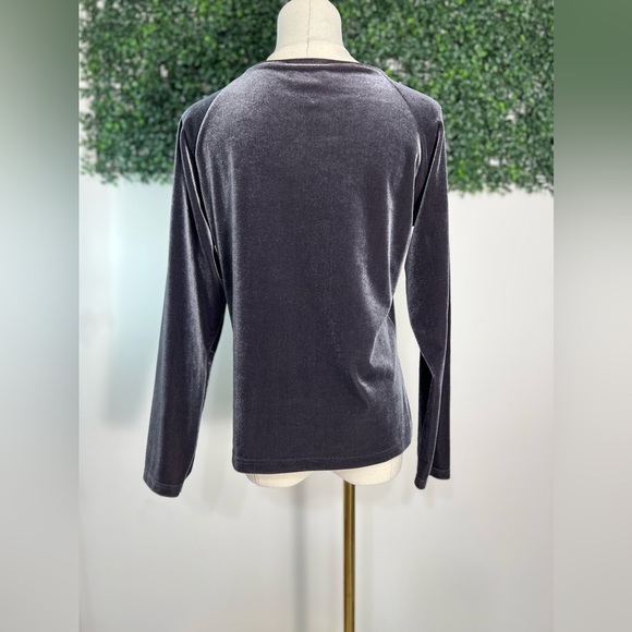 NY & Co Women's Y2K Blouse Top Crushed Velvet Gray Long Sleeve Small - Picture 4 of 9